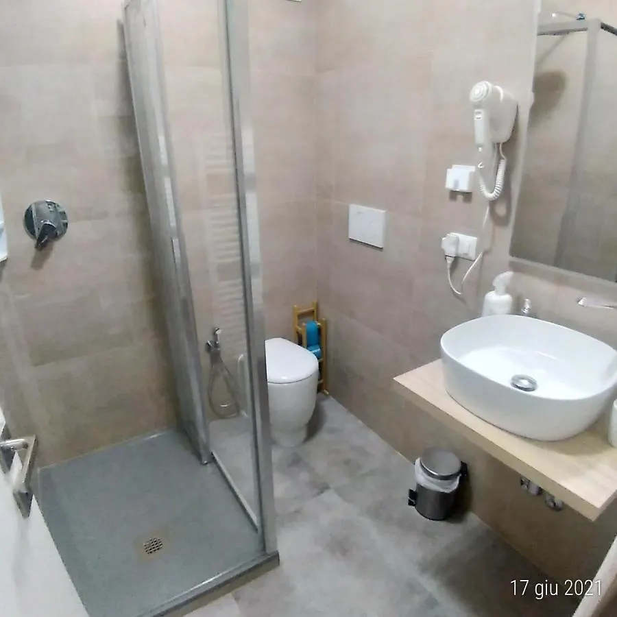 Cornizzolo Bed Breakfast Hostel Suello Italy