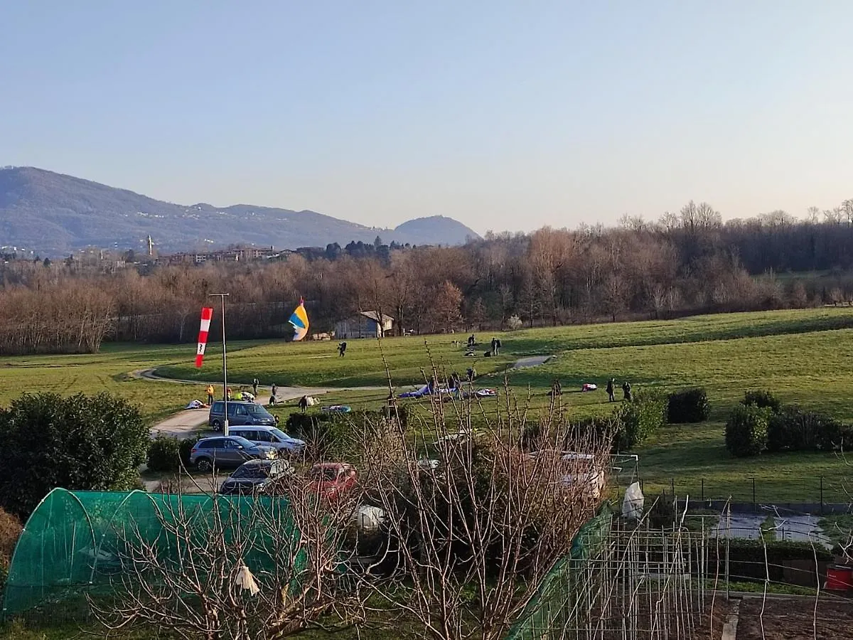 Hostel Cornizzolo Bed Breakfast Suello